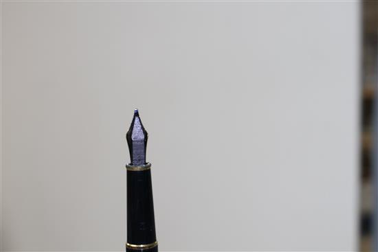 A Montblanc Meisterstuck fountain pen, with gilt 4810 gold nib, 13.5cm